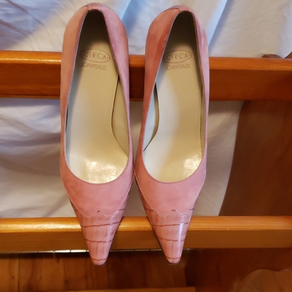 Shoes - Vintage Heels